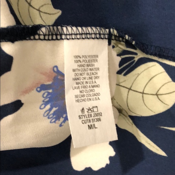 RESTOCKED NWT Navy Blue Floral Kimono Cardigan - Picture 7 of 8